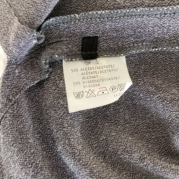 Grey Sleeveless Scallop Edge Button Front Top - Picture 5 of 5